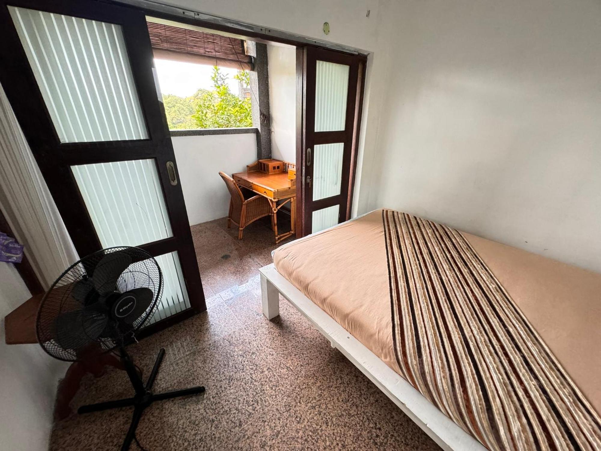 Giri Hill Homestay Нуса-Дуа Экстерьер фото