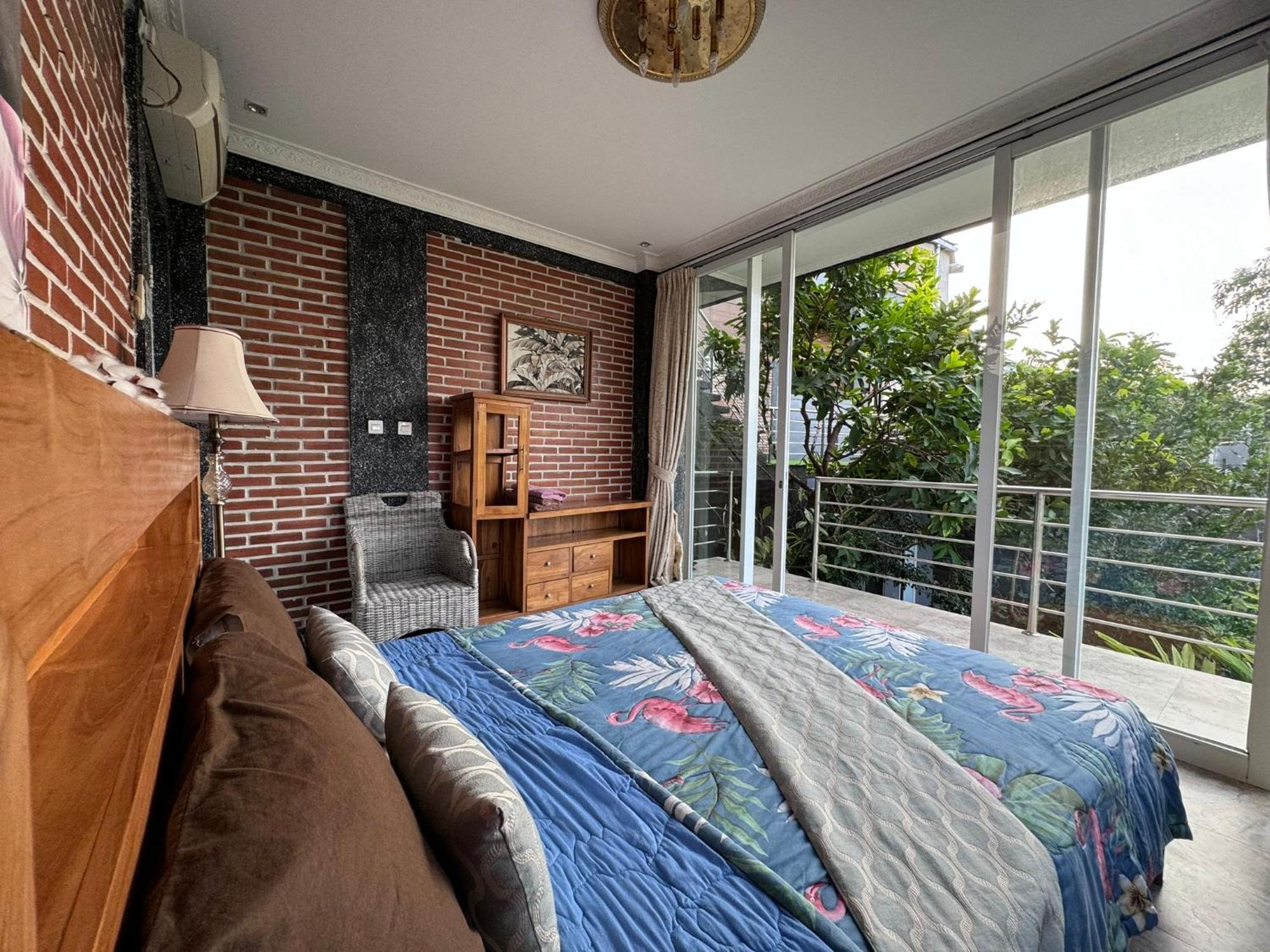 Giri Hill Homestay Нуса-Дуа Экстерьер фото